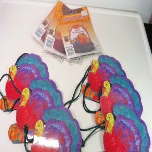 Thanksgiving Vintage Centerpiece & Small Gift Bags/Decor - Picture 1 of 14